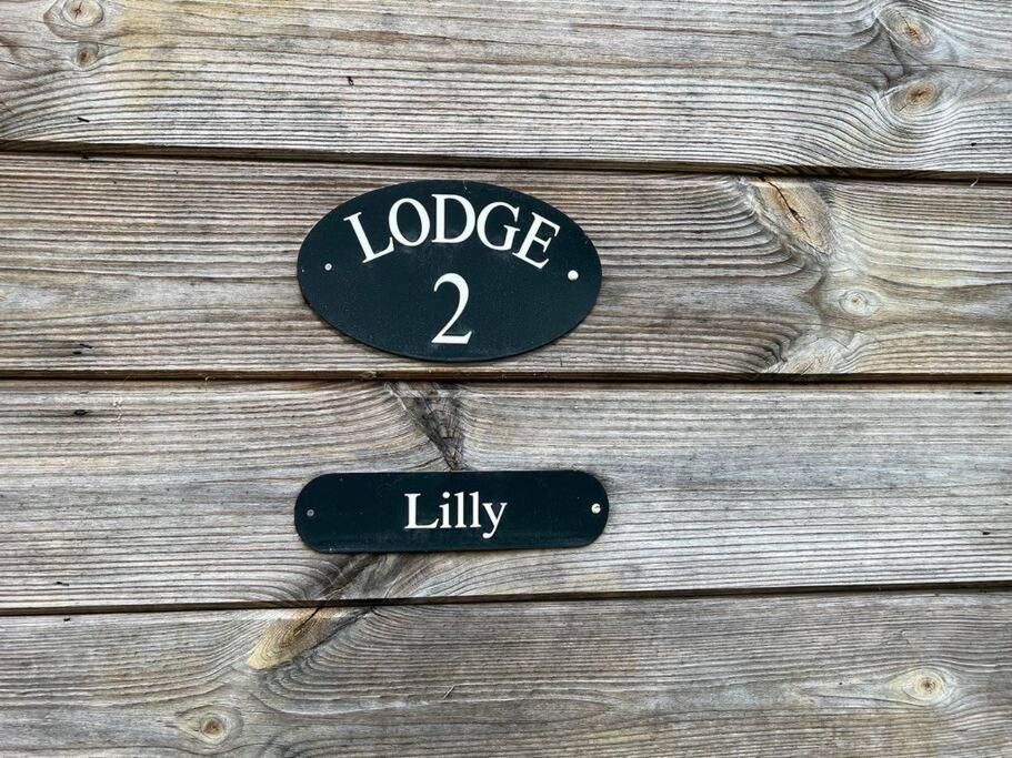 Lilly Lodge, Lake Pochard South Cerney Exterior foto